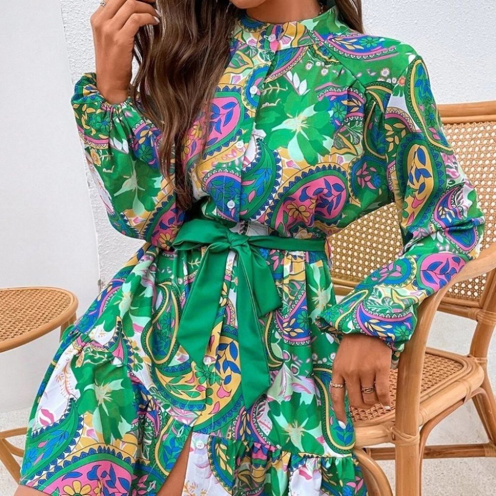 Boho latern sleeve Paisley Print mini Dress green - Picture 3 of 5